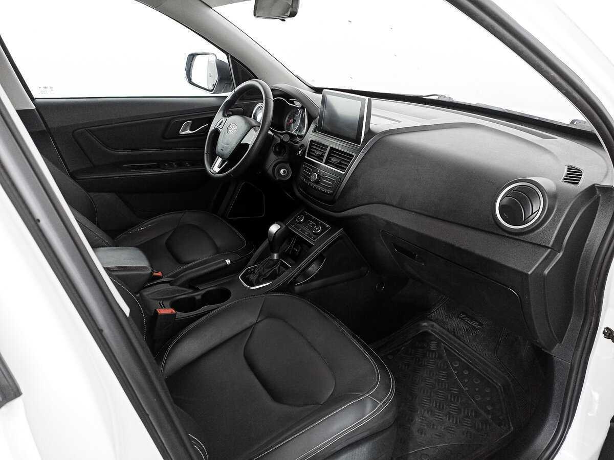 FAW Besturn X40, 2020 - Фото №8