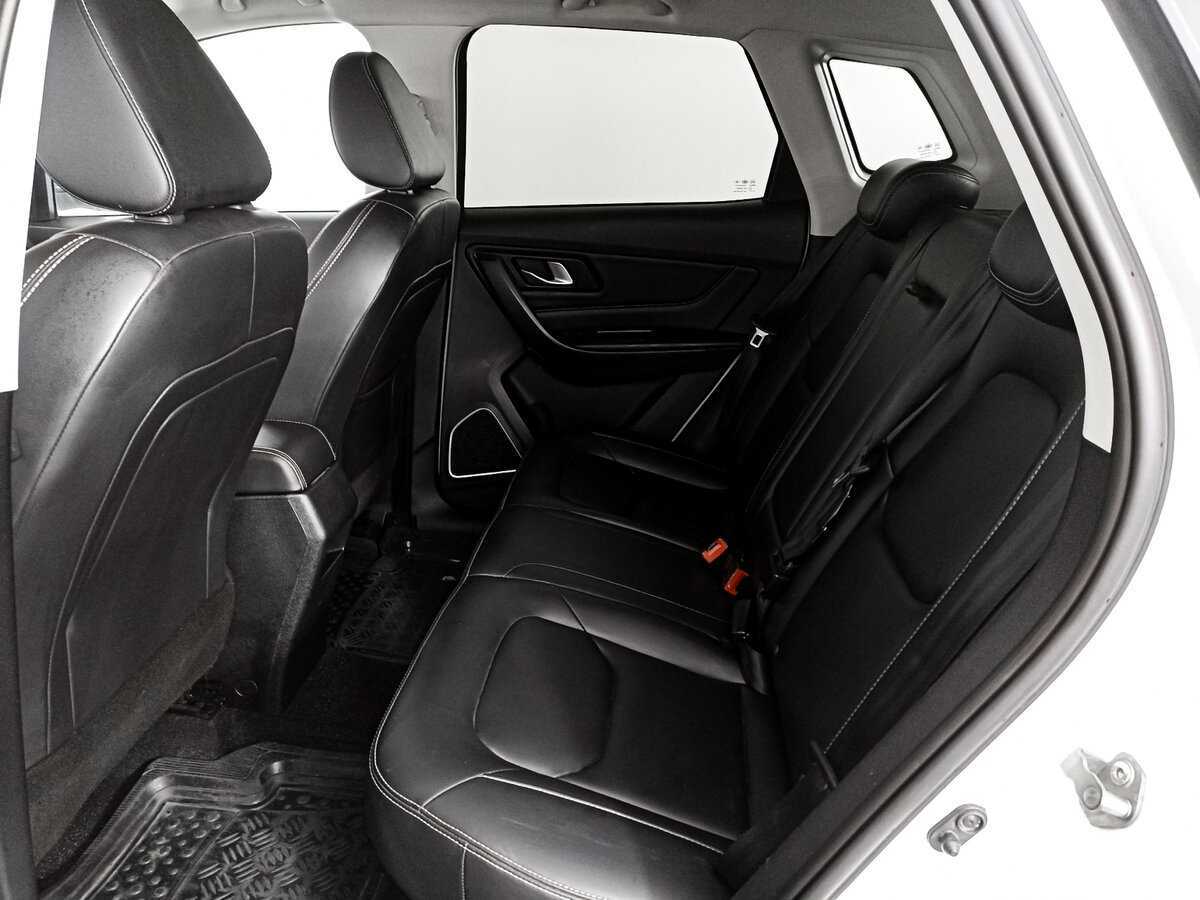 FAW Besturn X40, 2020 - Фото №9