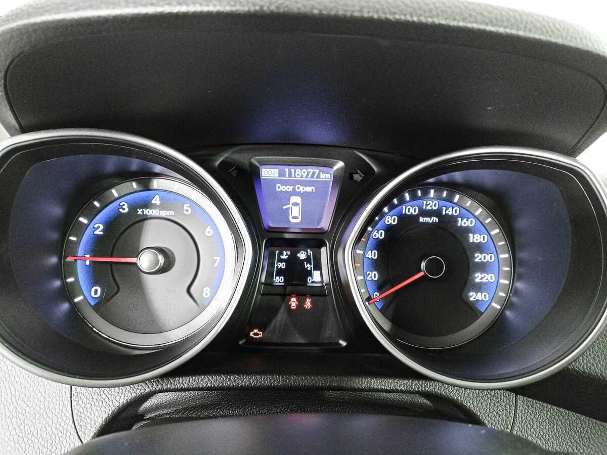 Hyundai i30, 2012 - Фото №10