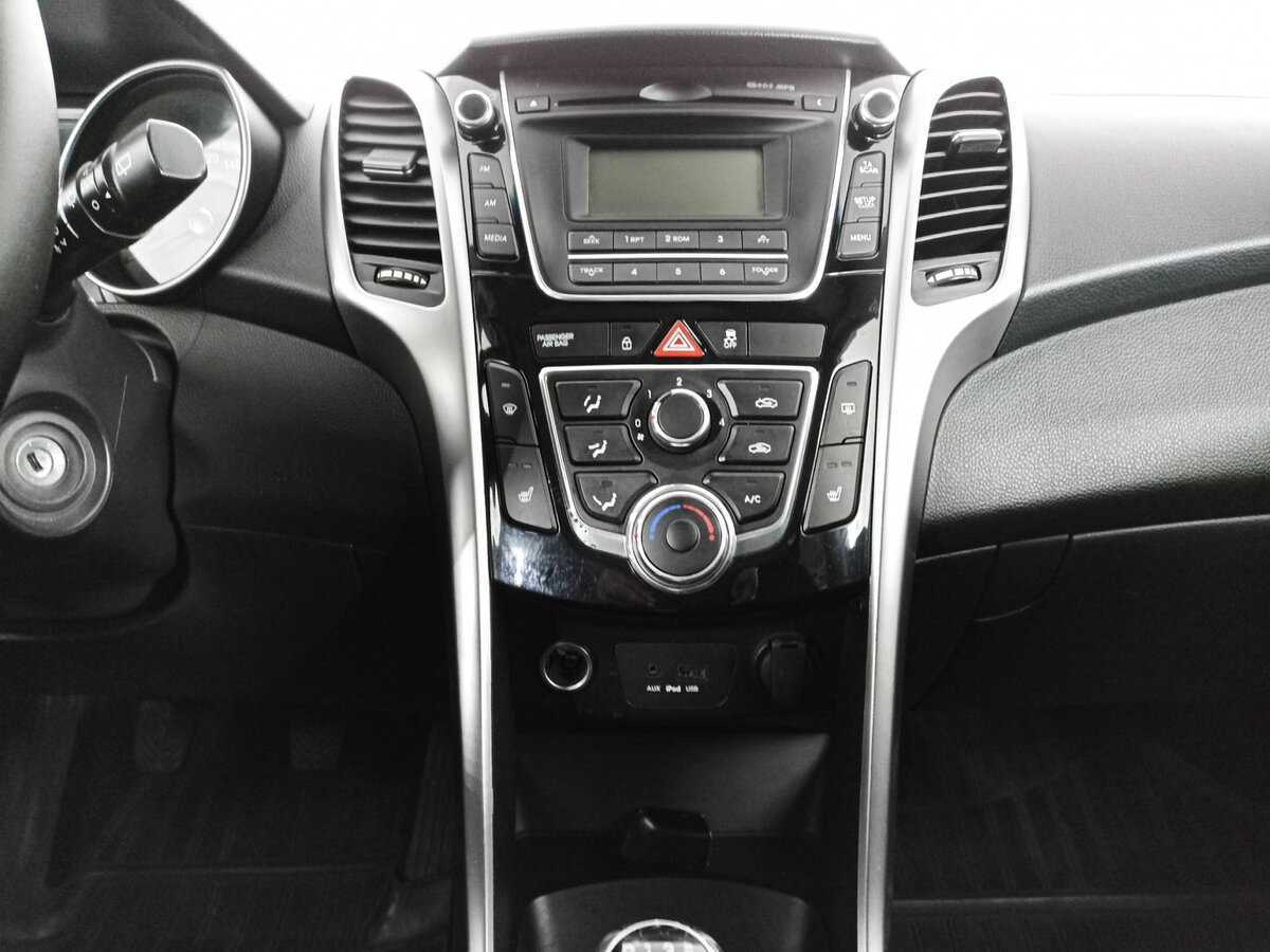 Hyundai i30, 2012 - Фото №12