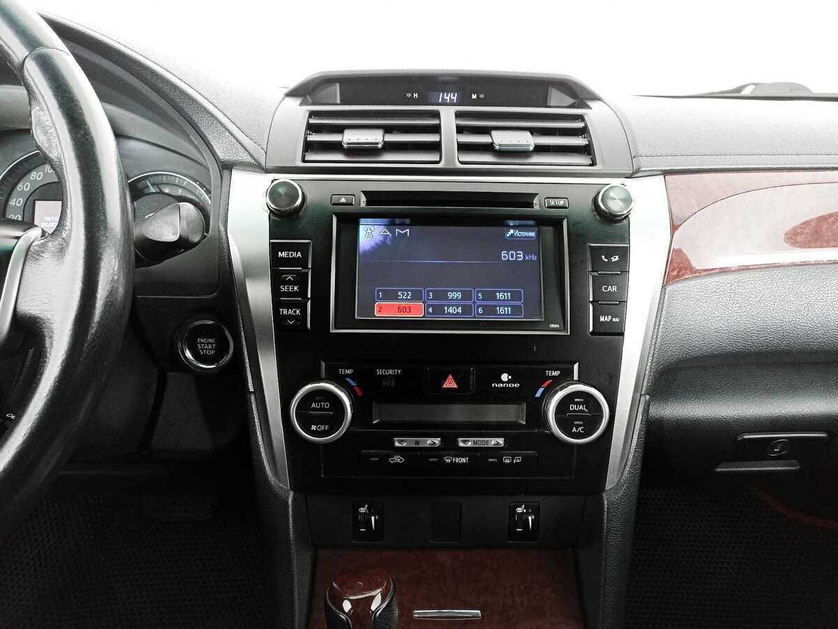 Toyota Camry, 2014 - Фото №10