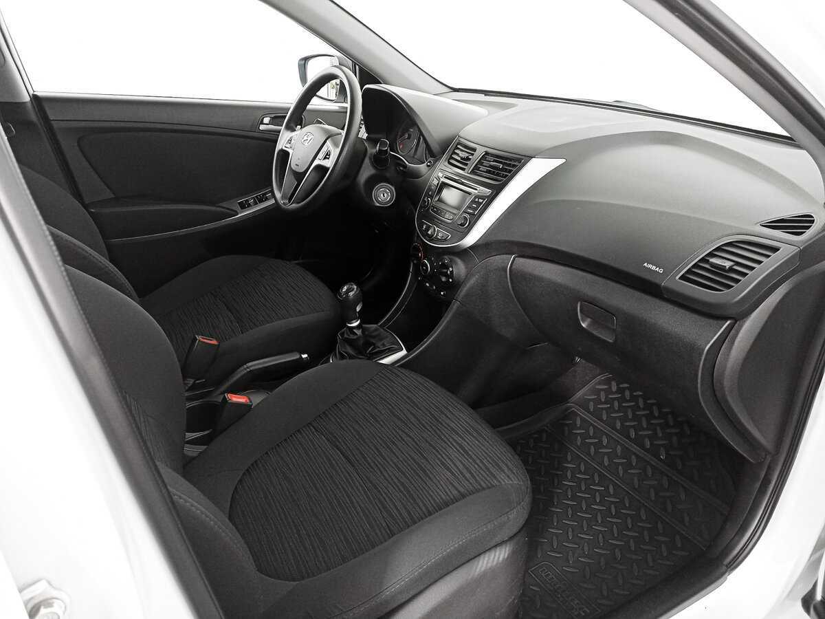 Hyundai Solaris, 2015 - Фото №6