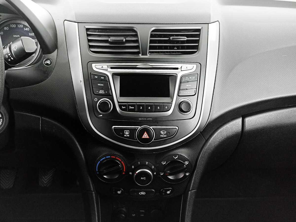 Hyundai Solaris, 2015 - Фото №10