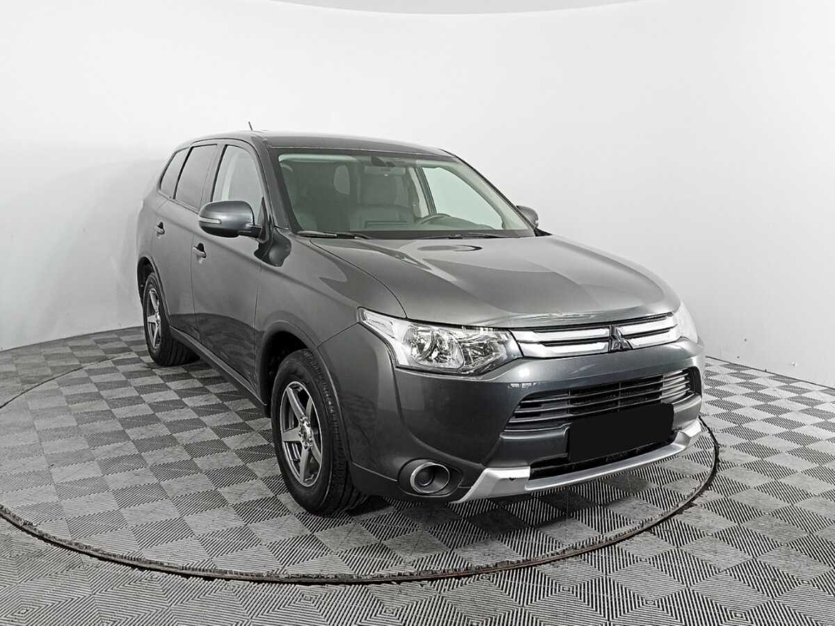 Mitsubishi Outlander, 2014 - Фото №2