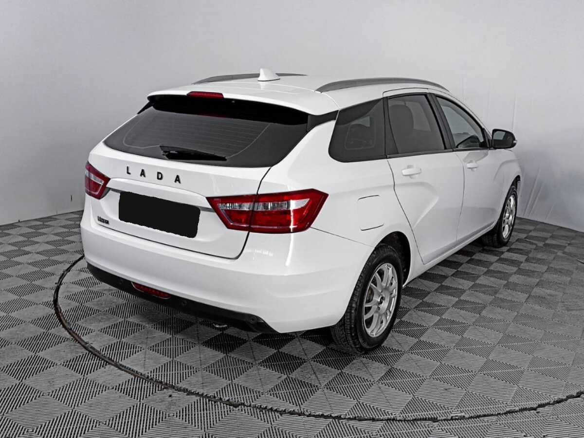 Lada (ВАЗ) Vesta SW, 2021 - Фото №4