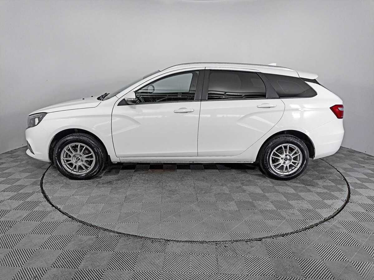 Lada (ВАЗ) Vesta SW, 2021 - Фото №7