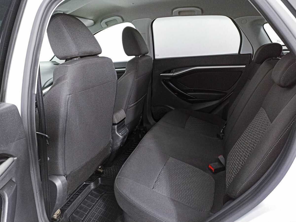 Lada (ВАЗ) Vesta SW, 2021 - Фото №9