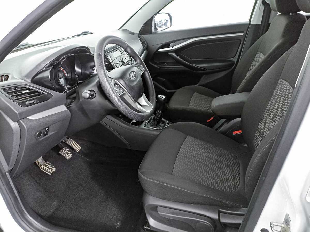 Lada (ВАЗ) Vesta SW, 2021 - Фото №13