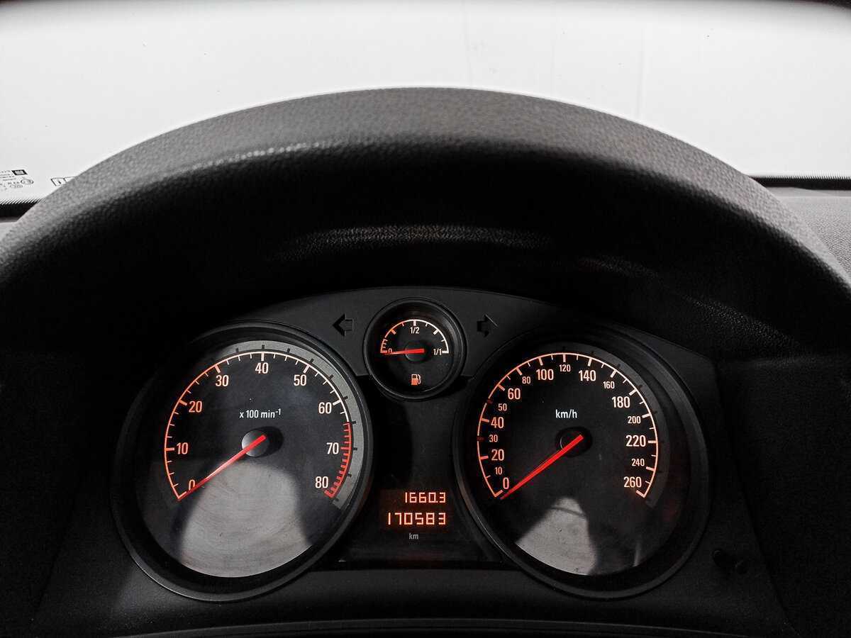 Opel Astra, 2013 - Фото №10