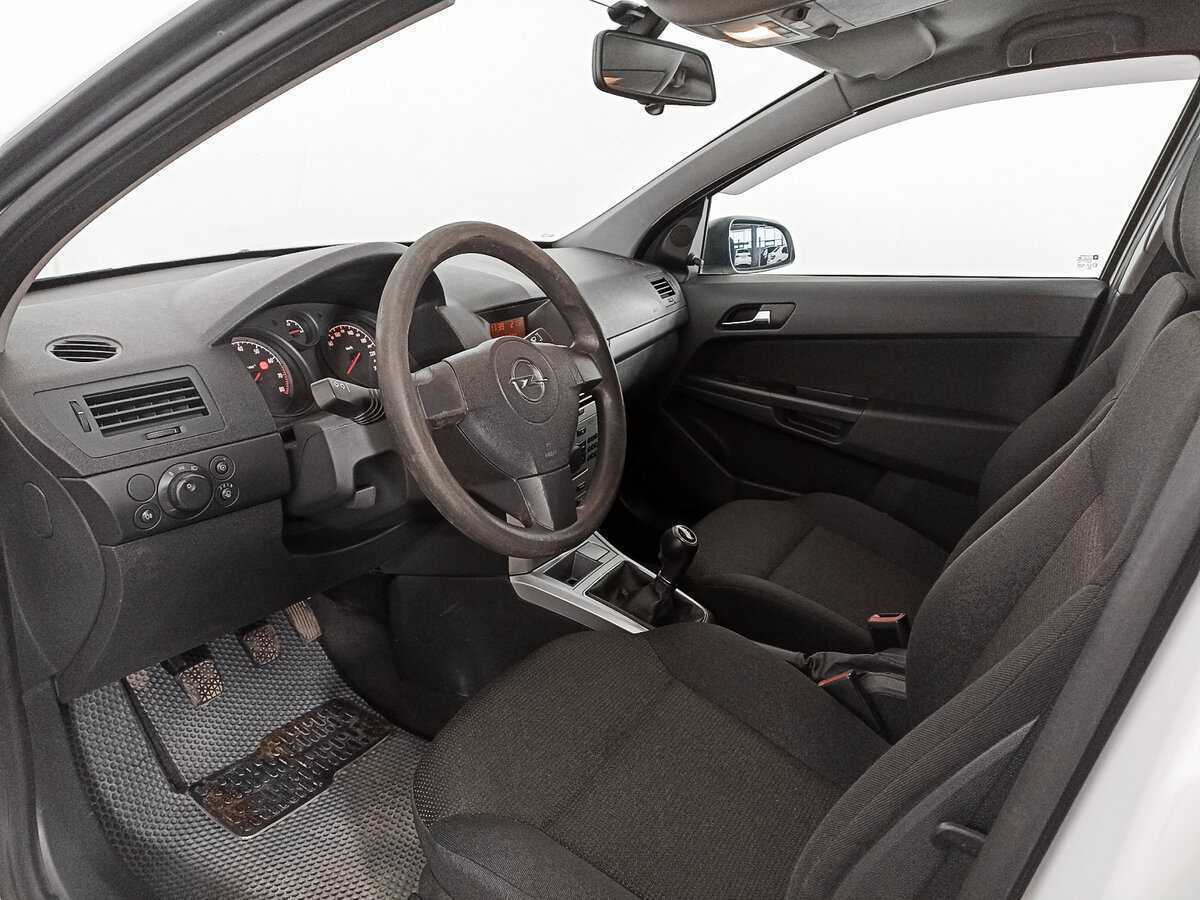 Opel Astra, 2013 - Фото №13