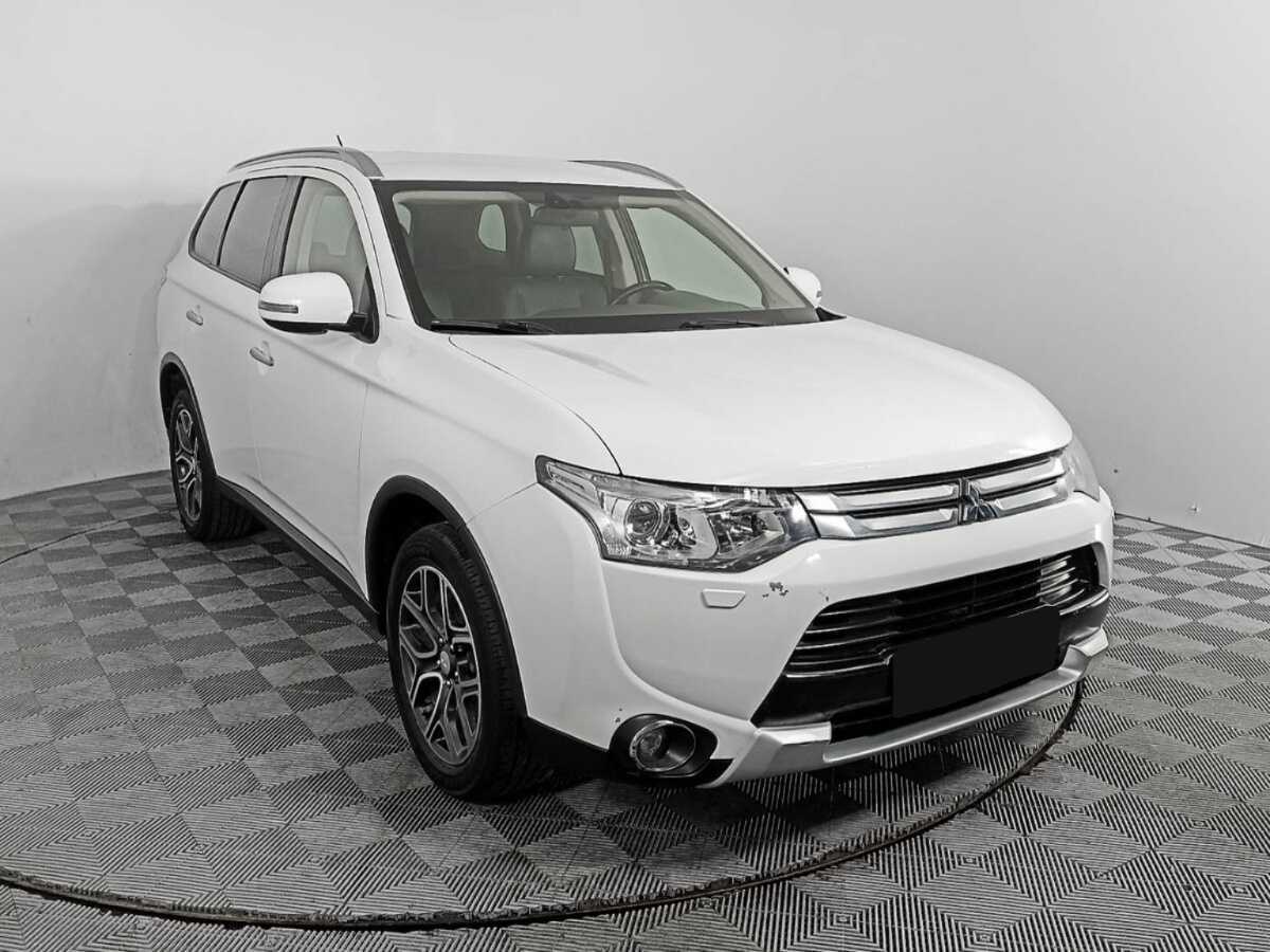 Mitsubishi Outlander, 2014 - Фото №2