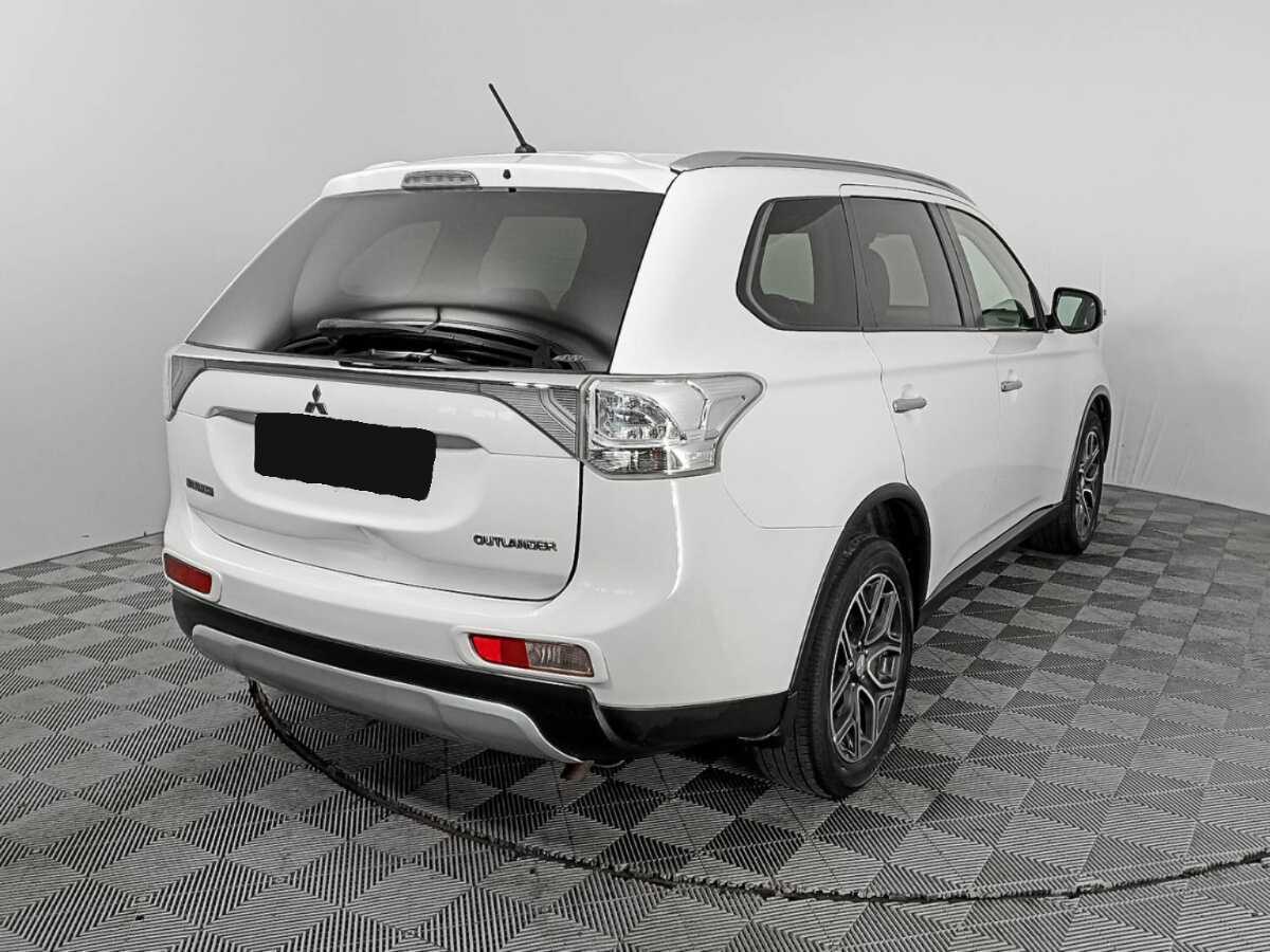 Mitsubishi Outlander, 2014 - Фото №3