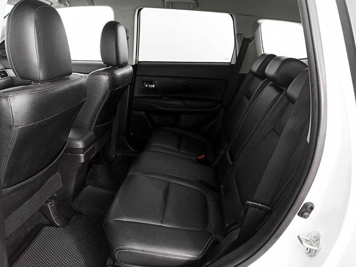 Mitsubishi Outlander, 2014 - Фото №7