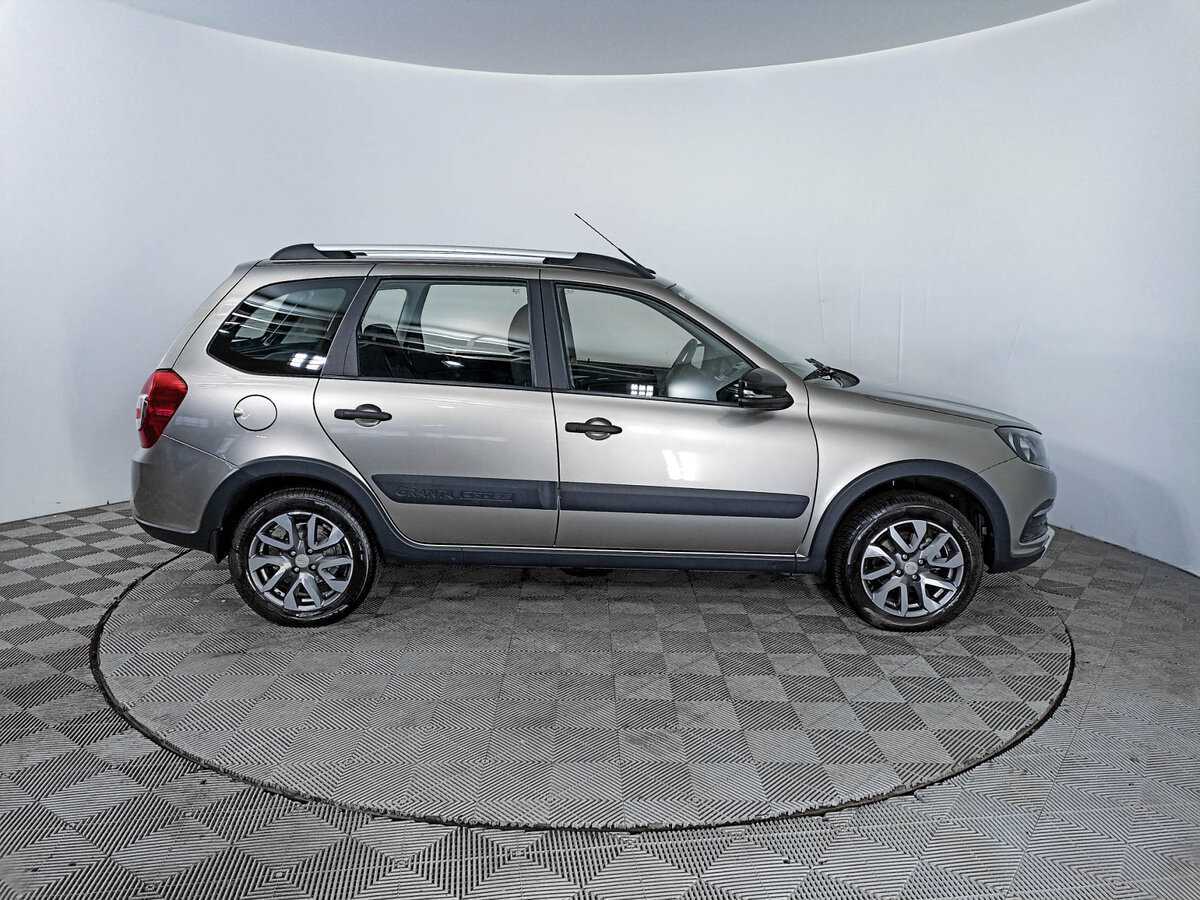 Lada (ВАЗ) Granta Cross, 2020 - Фото №3