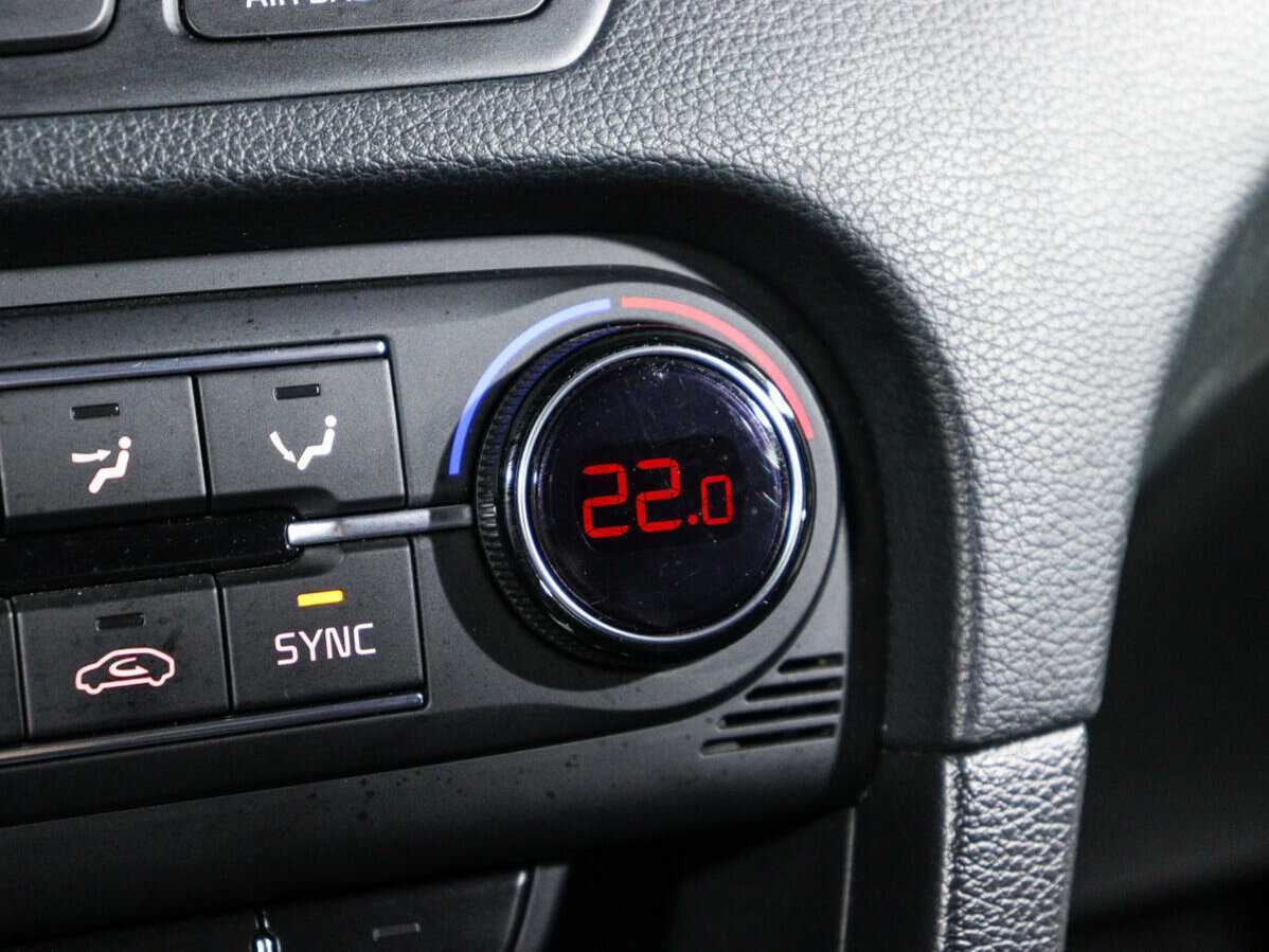 Kia Ceed, 2018 - Фото №15