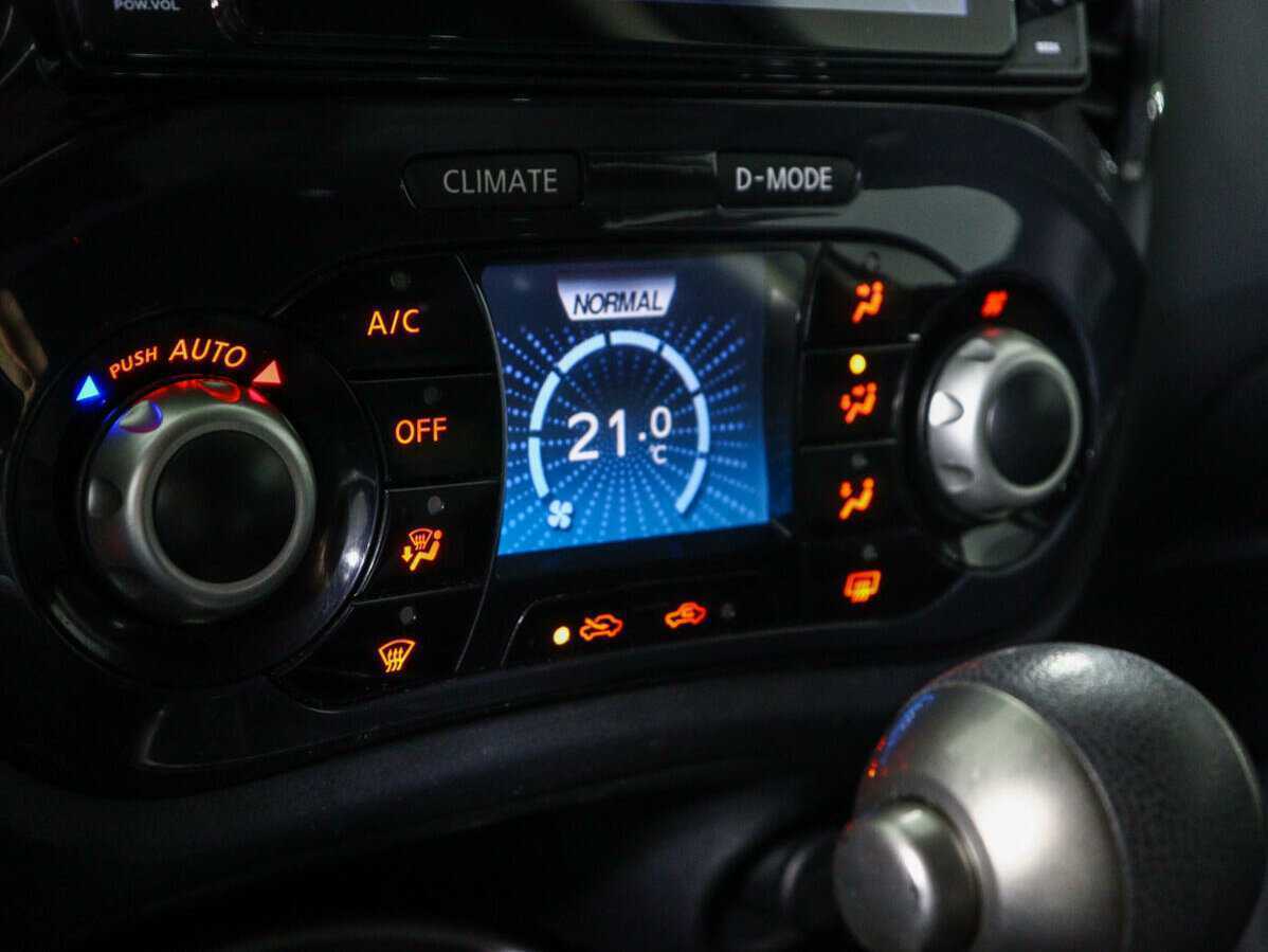 Nissan Juke, 2012 - Фото №10