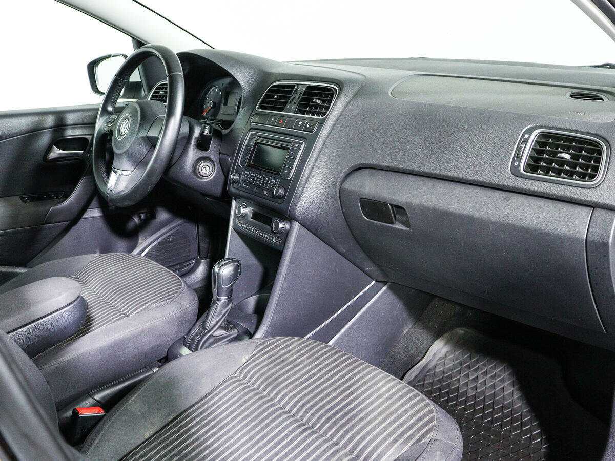 Volkswagen Polo, 2014 - Фото №8