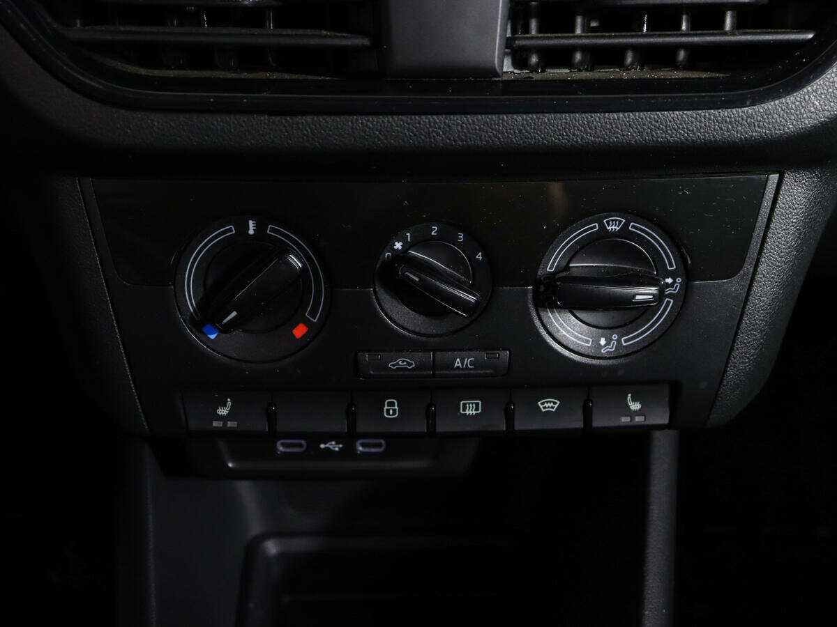 Skoda Rapid, 2020 - Фото №12