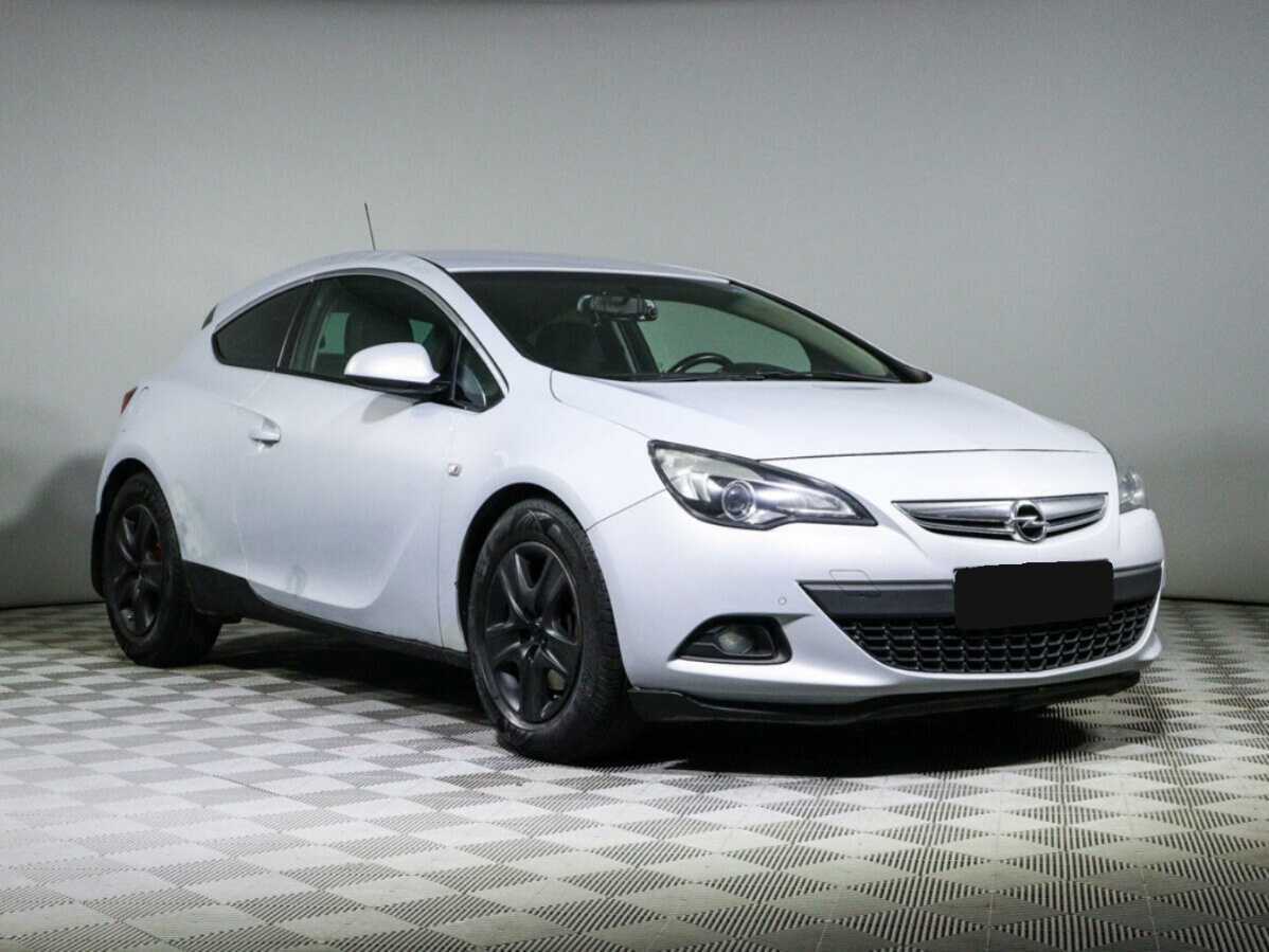 Opel Astra GTC, 2013 - Фото №2