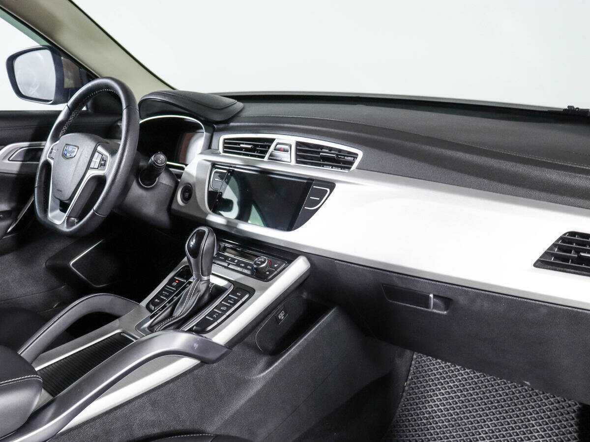 Geely Atlas, 2021 - Фото №8