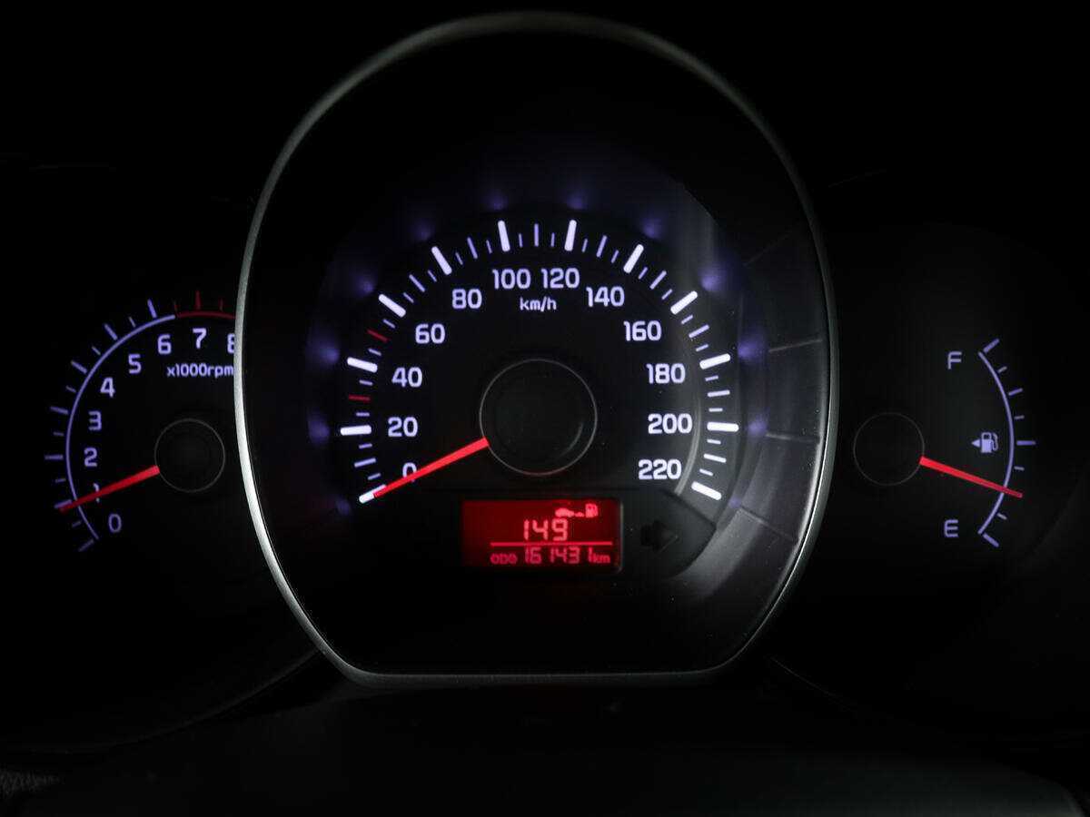 Kia Rio 5-speed, 2013 - Фото №8