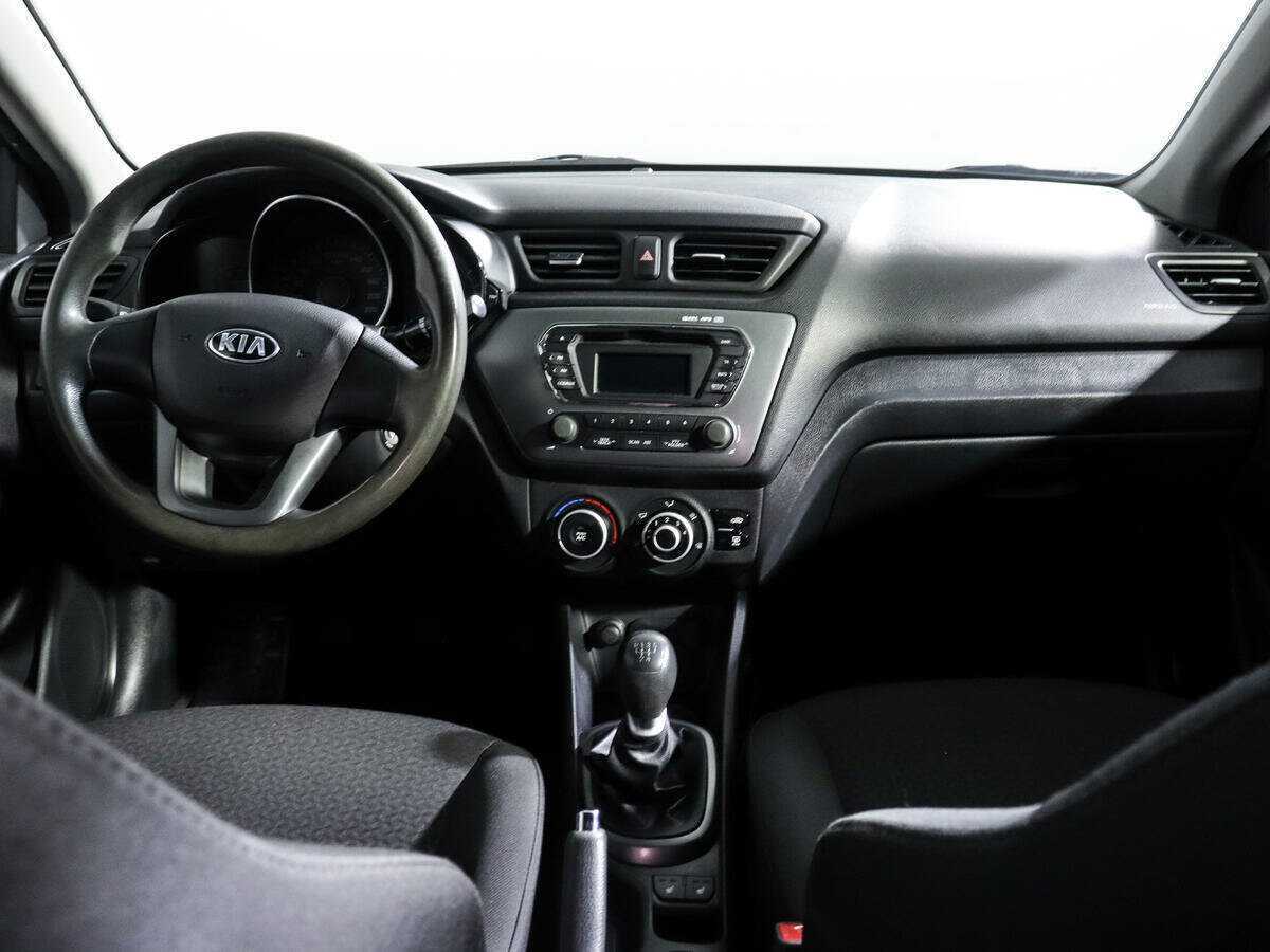 Kia Rio 5-speed, 2013 - Фото №9