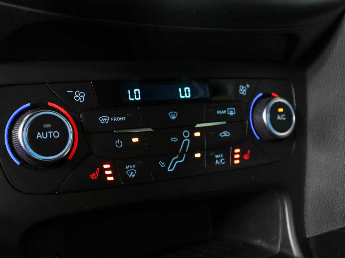 Ford Focus, 2018 - Фото №15