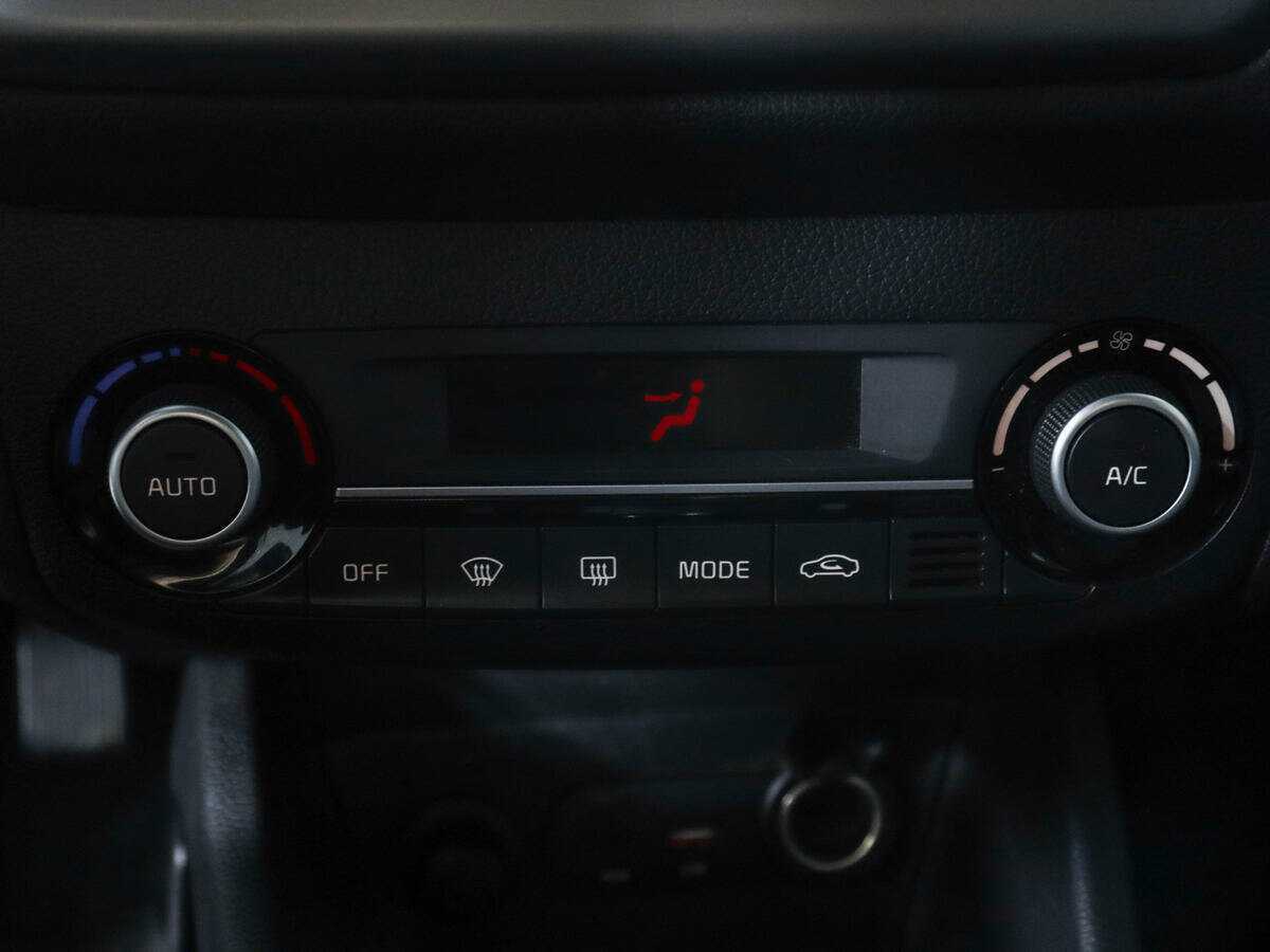 Kia Rio, 2016 - Фото №15