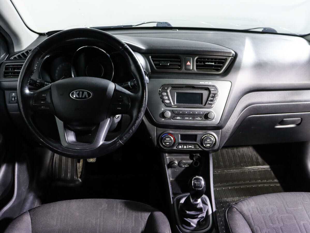 Kia Rio 6-speed, 2014 - Фото №8