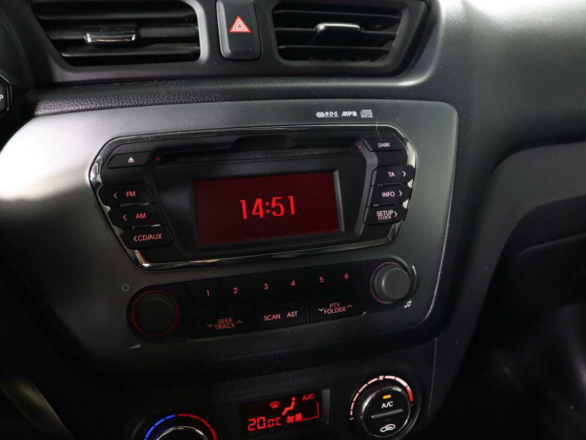 Kia Rio 6-speed, 2014 - Фото №13
