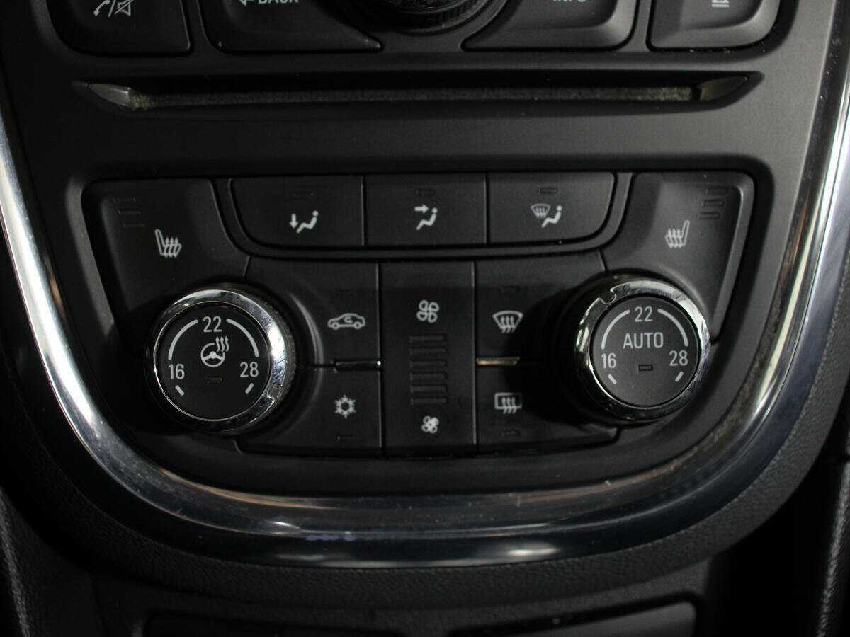 Opel Mokka, 2013 - Фото №17