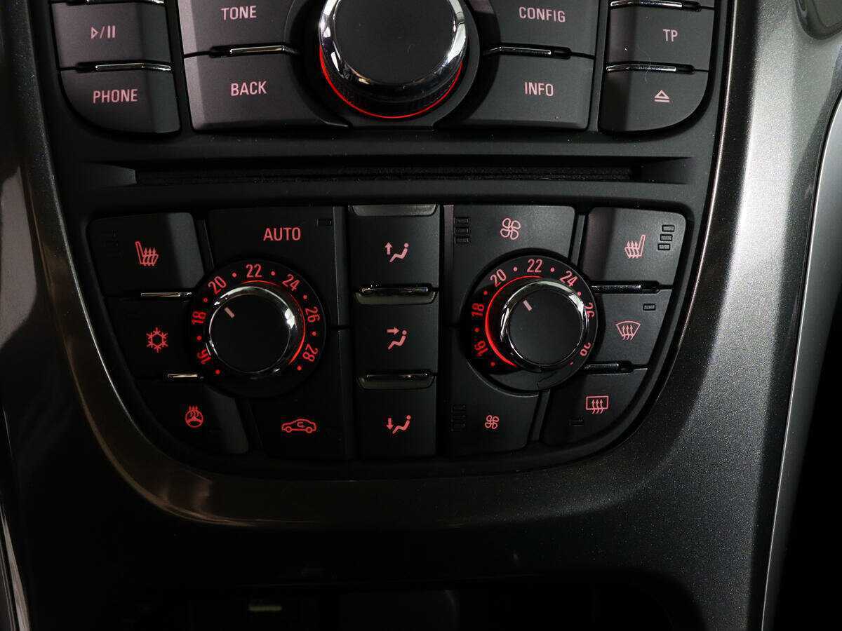 Opel Astra, 2014 - Фото №16