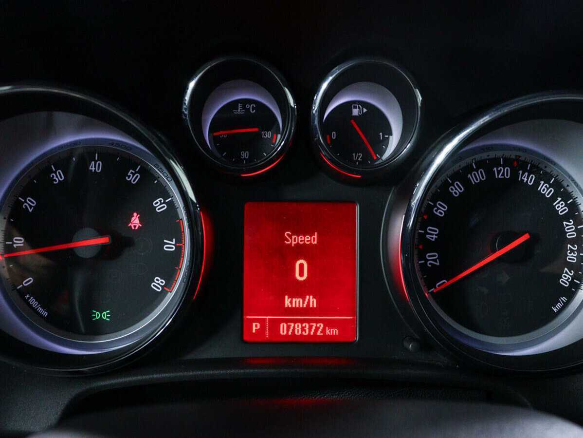 Opel Astra, 2014 - Фото №10