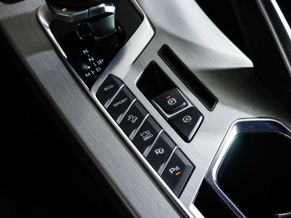 Geely Coolray, 2022 - Фото №17