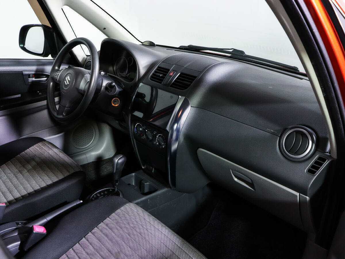 Suzuki SX4, 2012 - Фото №8