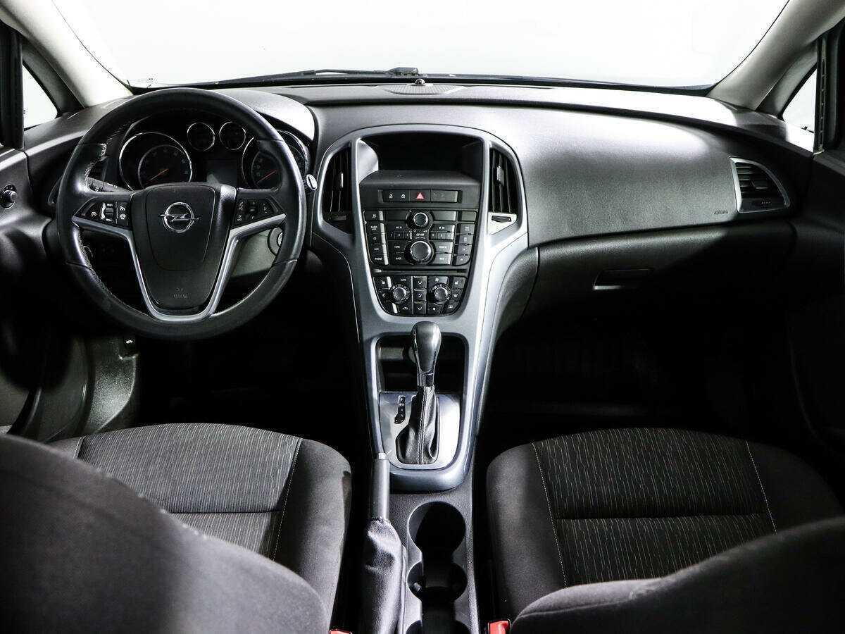 Opel Astra, 2012 - Фото №9