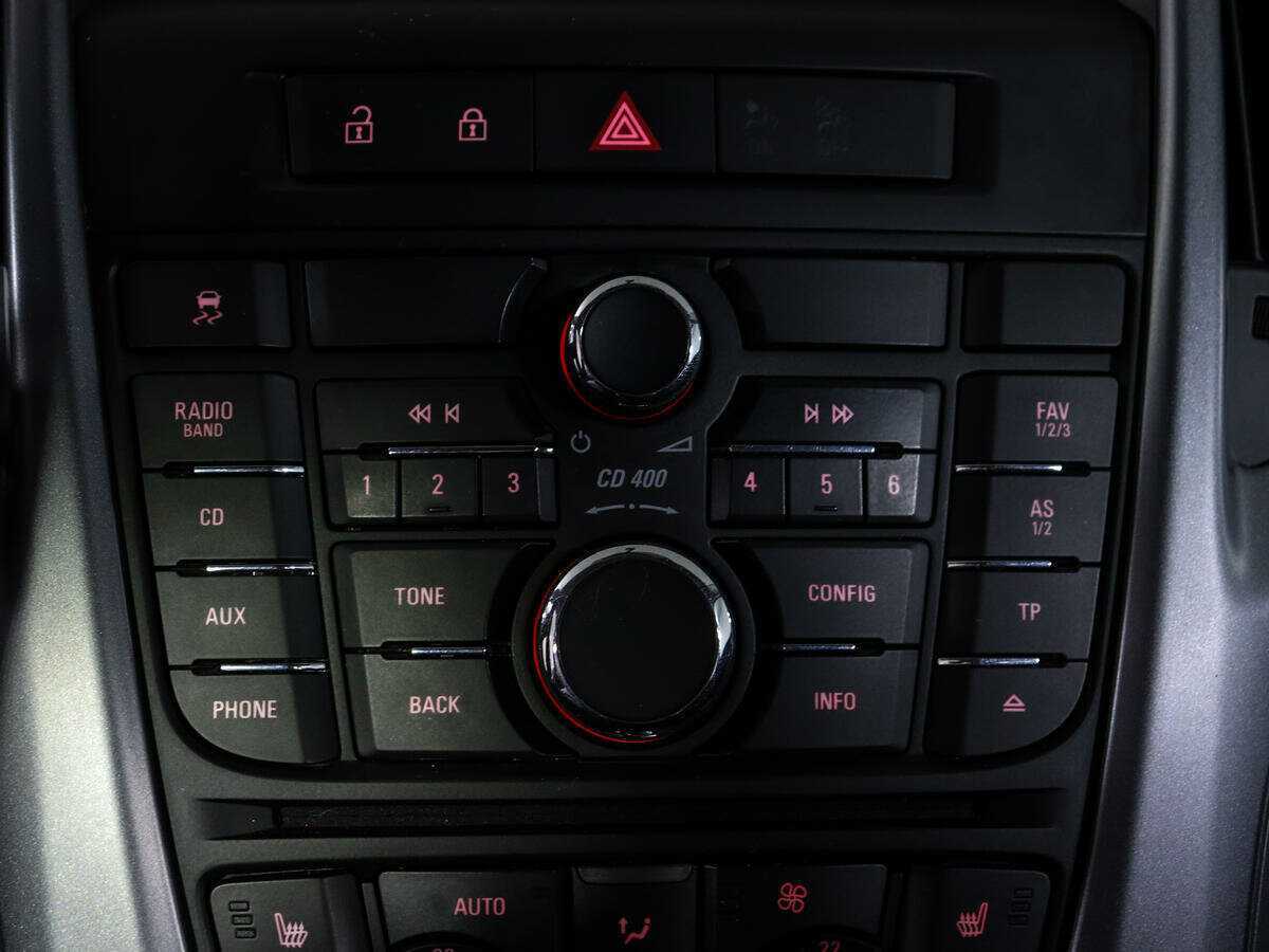 Opel Astra, 2012 - Фото №17