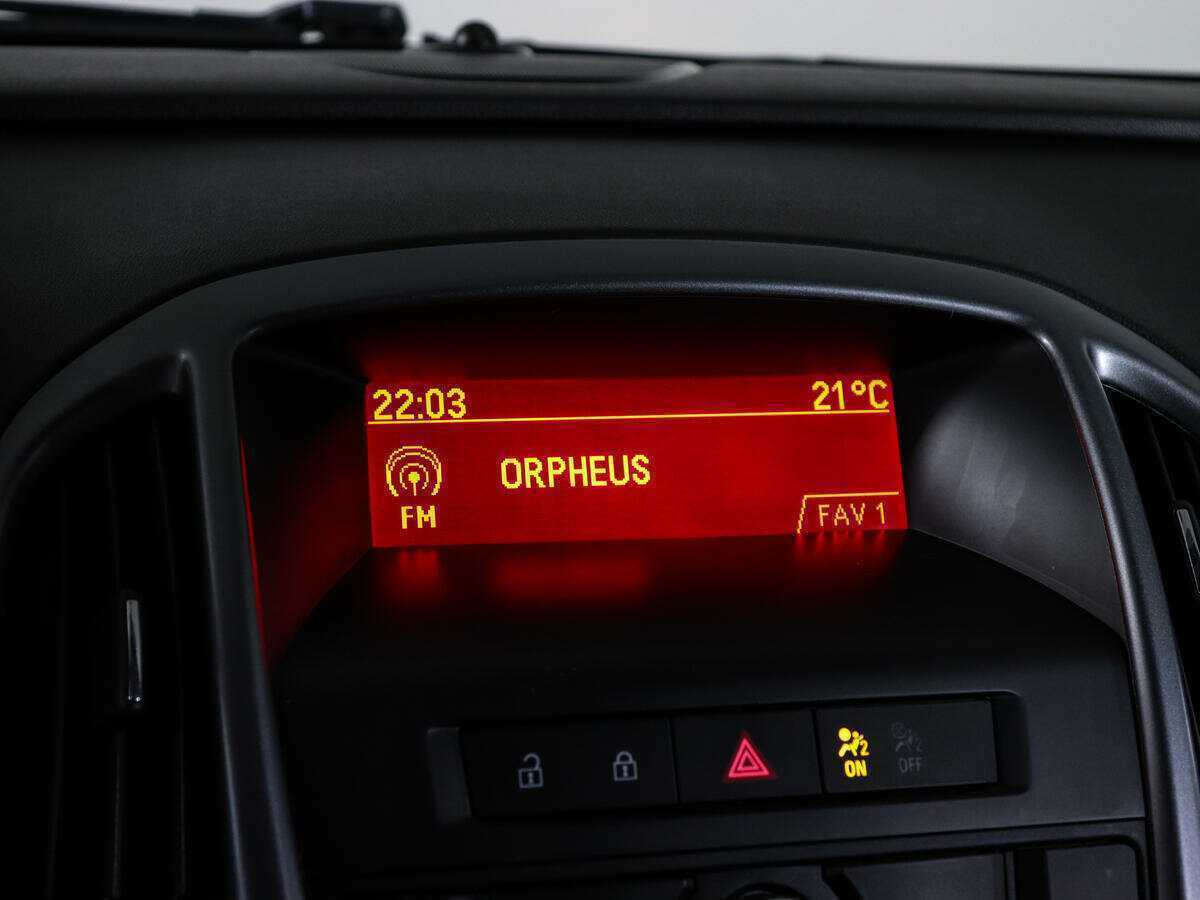 Opel Astra, 2012 - Фото №18