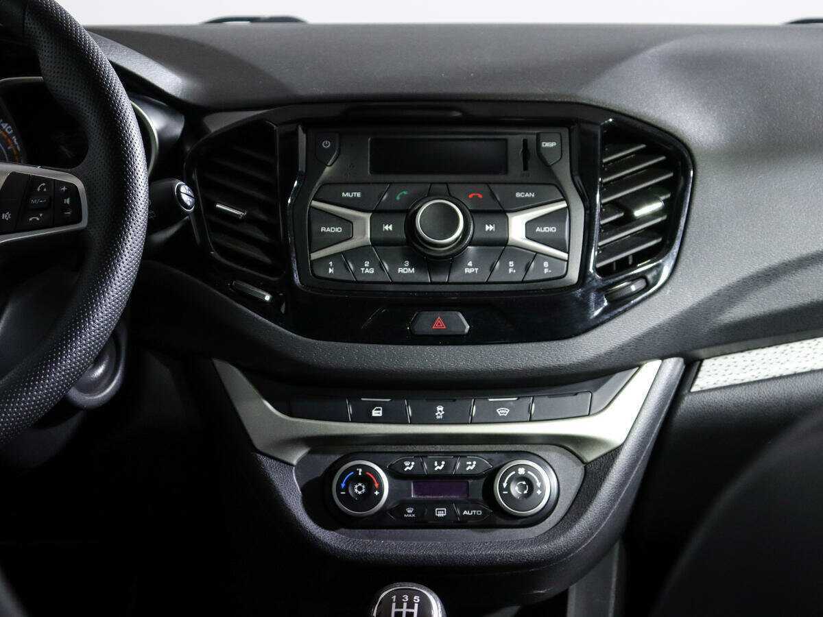 Lada (ВАЗ) Vesta SW Cross, 2018 - Фото №9