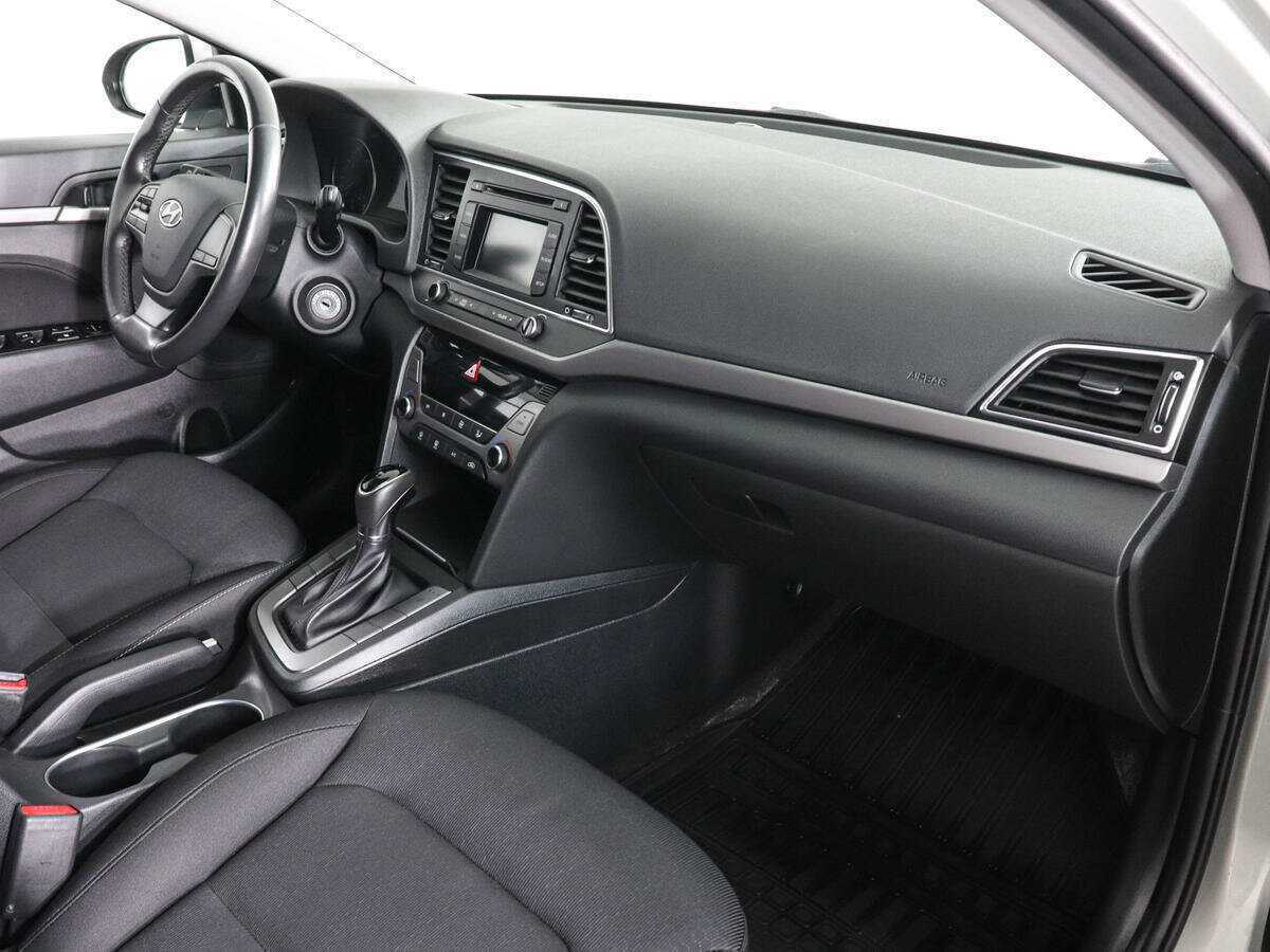 Hyundai Elantra, 2017 - Фото №9
