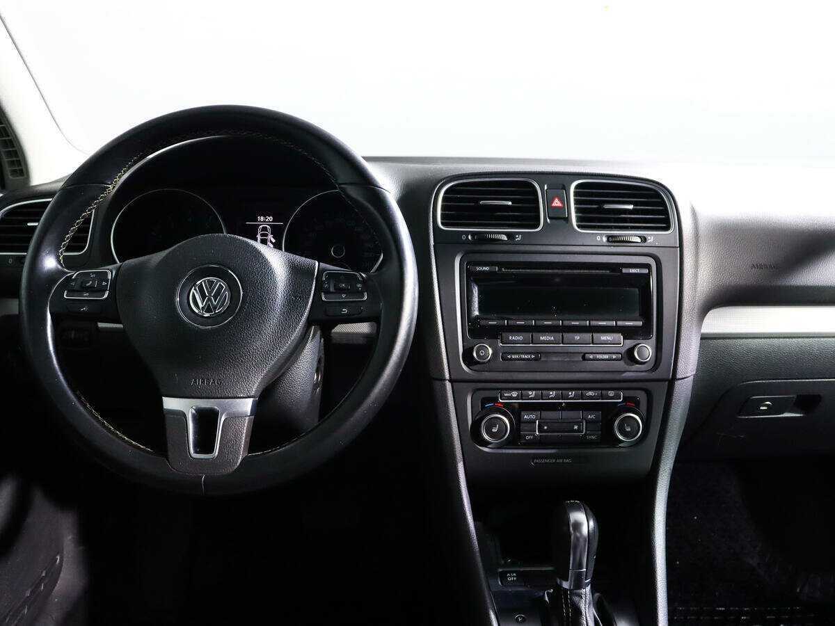 Volkswagen Golf, 2012 - Фото №9