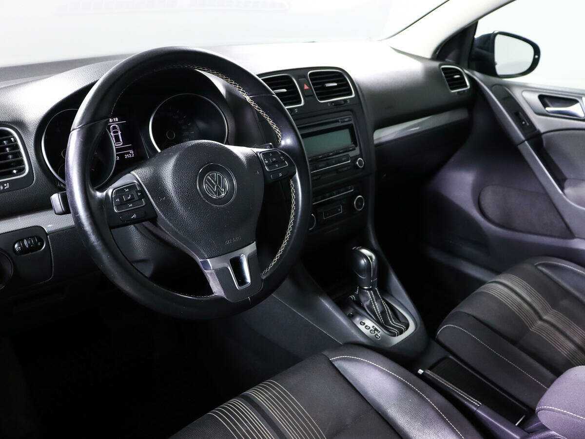 Volkswagen Golf, 2012 - Фото №11