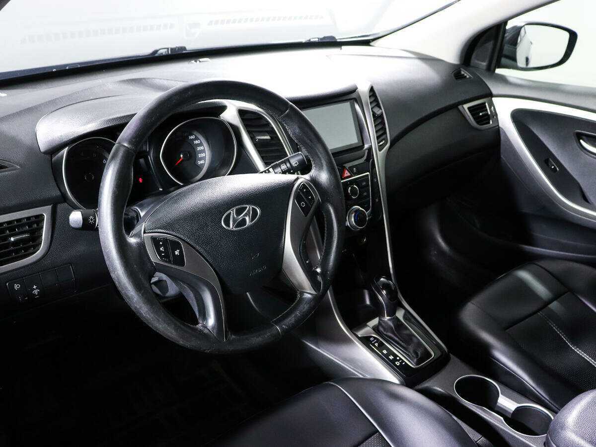 Hyundai i30, 2012 - Фото №13