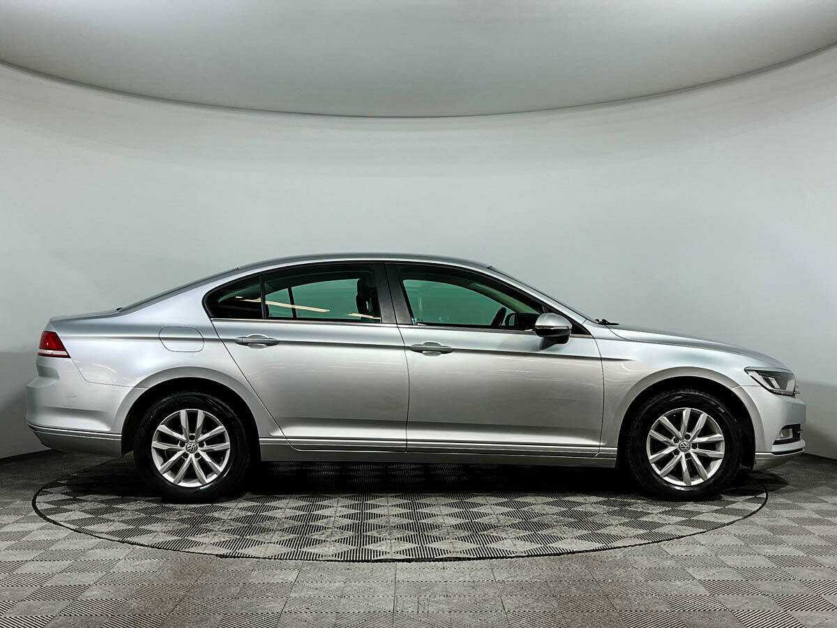 Volkswagen Passat, 2016 - Фото №3
