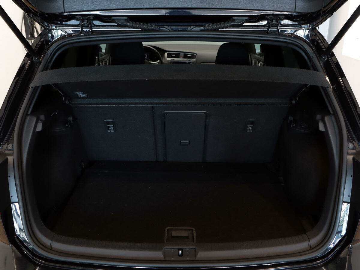 Volkswagen Golf, 2013 - Фото №9