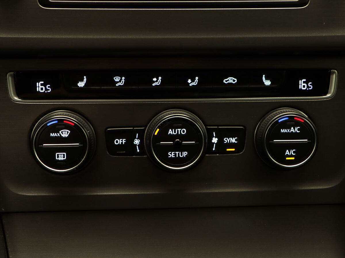 Volkswagen Golf, 2013 - Фото №16