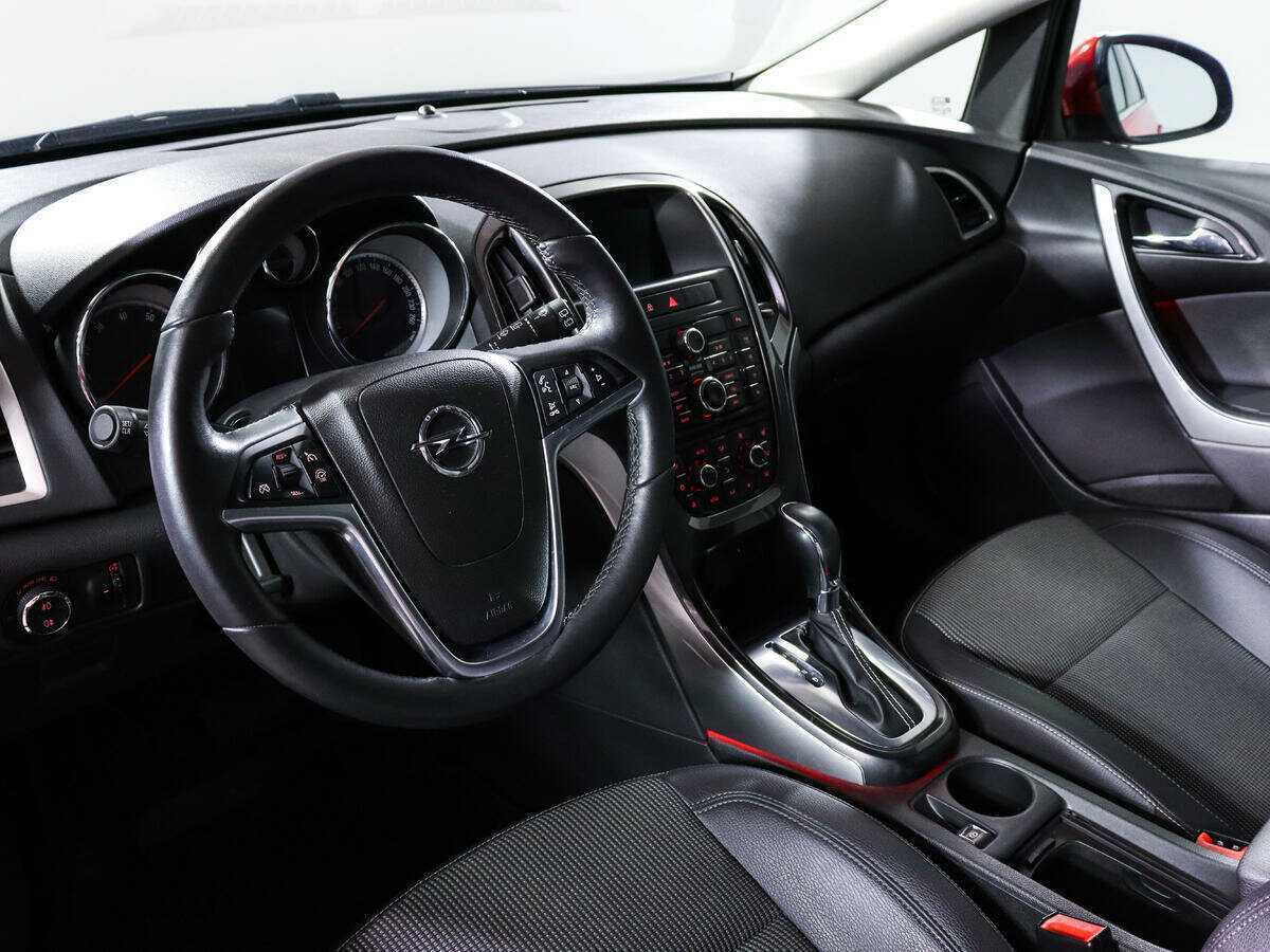 Opel Astra, 2012 - Фото №11