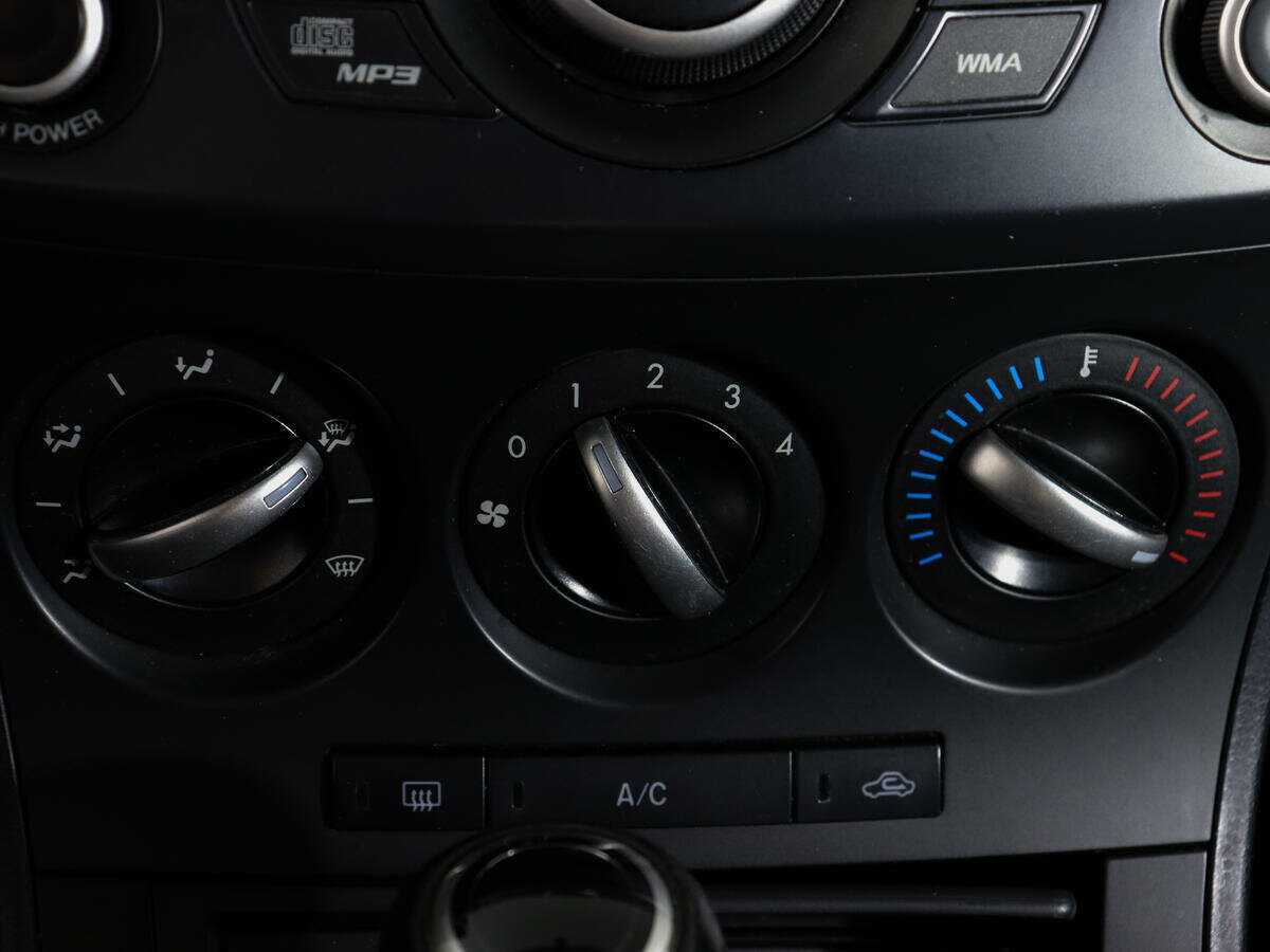 Mazda 3, 2012 - Фото №16