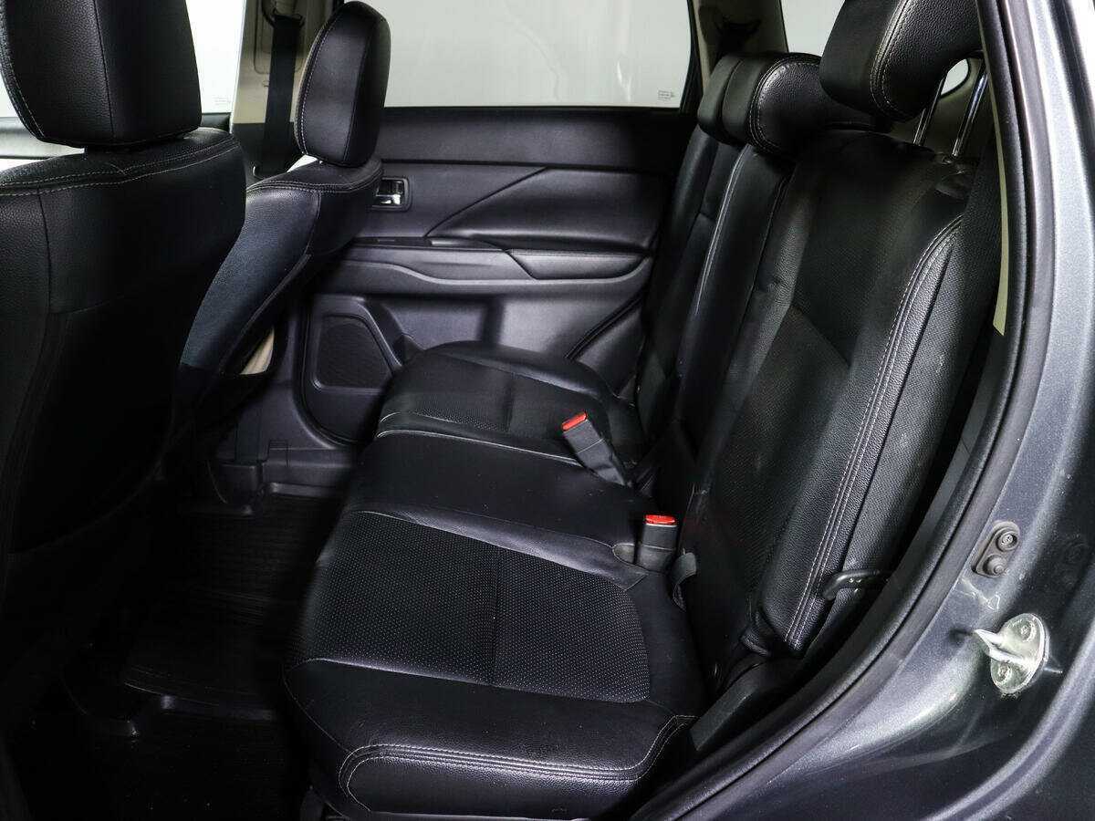 Mitsubishi Outlander, 2013 - Фото №7