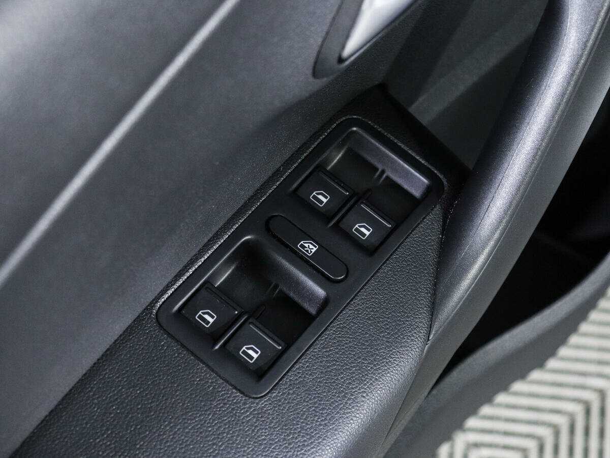 Volkswagen Polo, 2018 - Фото №16